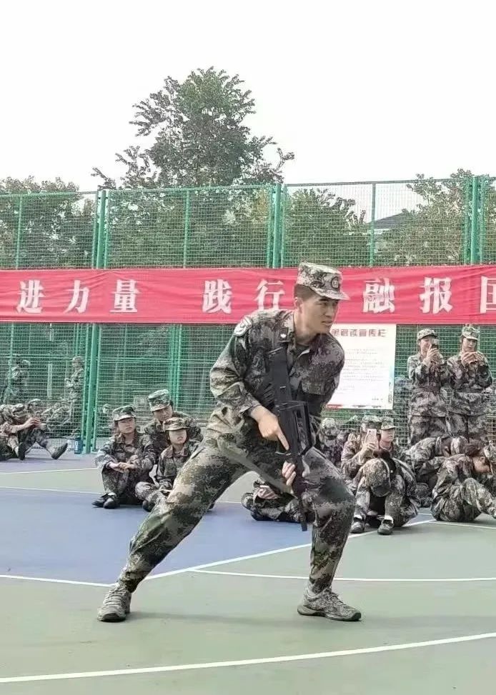 伟德BETVLCTOR